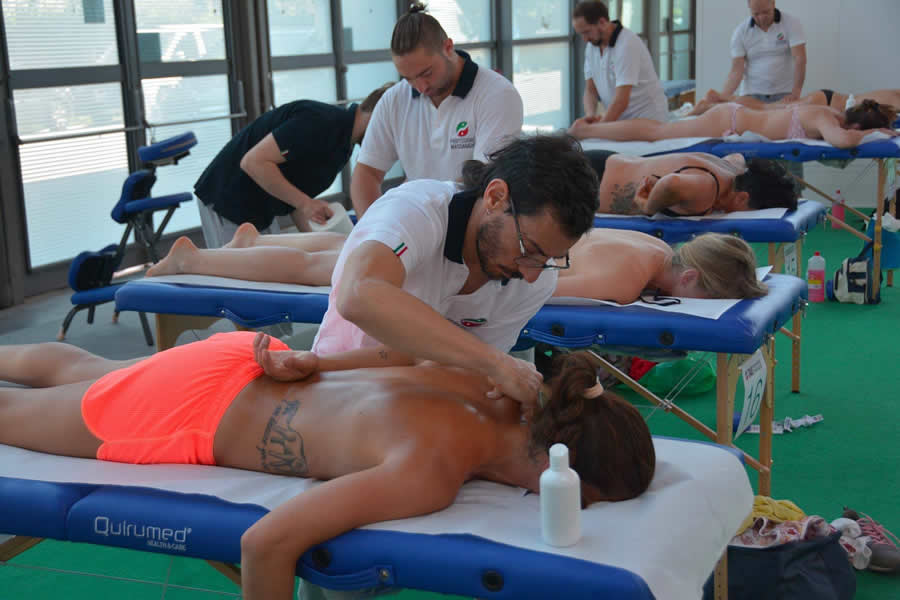 studio massaggi dell'aquila a Pisa